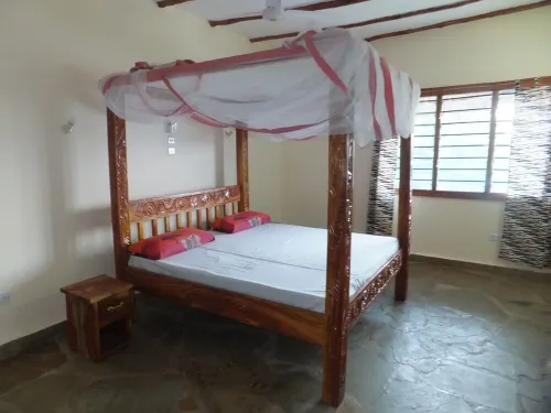 Villa with pool, stunning sea views, a private chef and staff