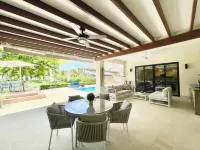 Exclusive 3 Bedroom apartment with private pool