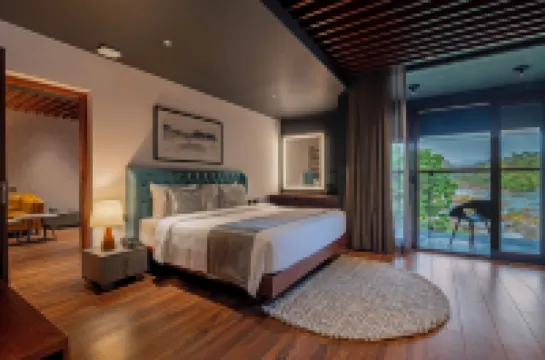 Sterling Athirappilly Hotels in Pariyaram