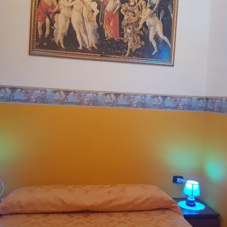 La Luna Guest House
