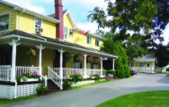 Shining Waters Country Inn