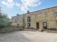Hayloft Cottage Hotels in Ravenstonedale