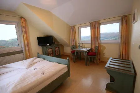 Berggasthof Hotel Igelwirt Отели в г. Лауф-ан-дер-Пегниц