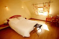 Logis Hôtel les Terrasses Hotels in Saint-Pierre-Aigle