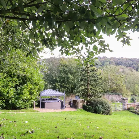 Fernhill Castle