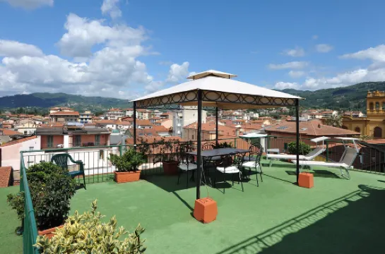 Hotel Minerva Palace
