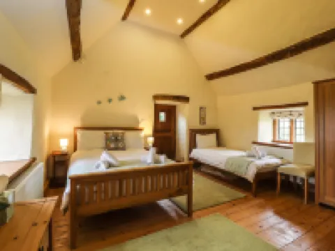 Ty Tabitha Wynne Hotels in Ysceifiog