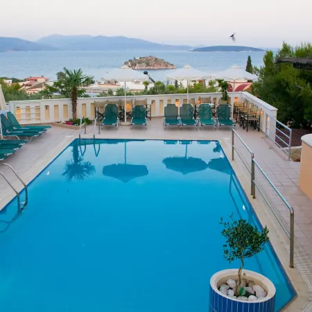 Amaryllis Hotel Apartments