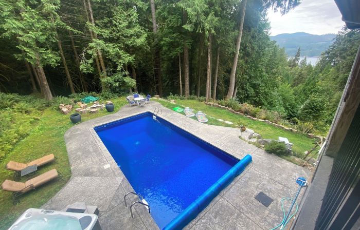 Davis Brook Retreat