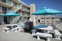 Aquarius Oceanfront Inn