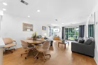 Carefree Getaways 2 Bedroom Condo by RedAwning - Parkplatz