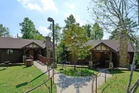 Cumberland Falls State Resort Park - parking