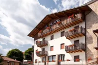 Albergo Milano Hotels in Bossico