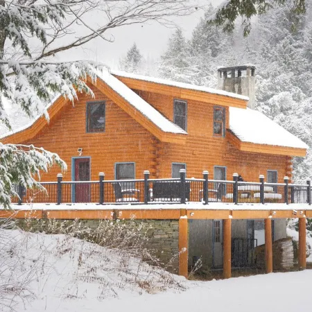 Cozy Vermont Log Cabin Near Okemo & Killington ~ the Perfect Snowy Getaway