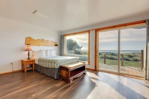 Sanderling Sea Cottages, Unit 14 Hotels in Waldport
