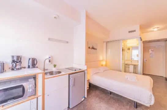 里昂國際城蒙特波住宿