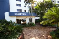 San Simeon Beachfront Apartments Tugun