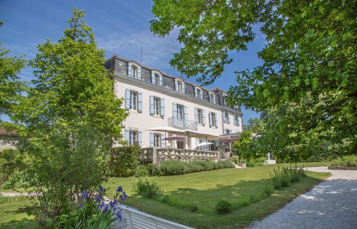 Logis Hôtel Restaurant Château Bellevue