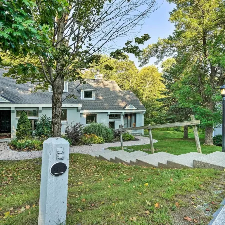 Family-Friendly Stratton Gem Close to Slopes!