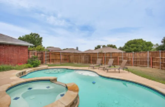 Pet-friendly Allen Home ~ 30 Mi to Dallas!