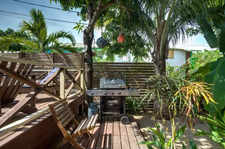 Driftwood Gardens Guesthouse