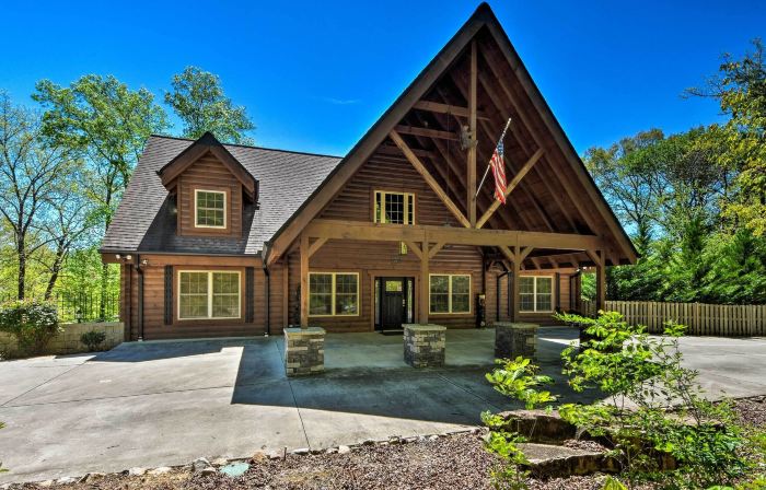 Trenton Cabin w/ Hot Tub - 14 Mi to Lookout Mtn!