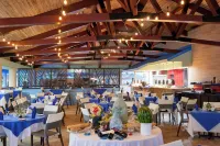 Coconut Bay Beach Resort & Spa All Inclusive - parking