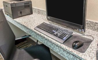 MainStay Suites Pittsburgh Airport
