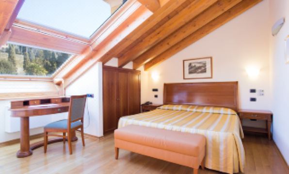 Grand Hotel Entourage - Palazzo Strassoldo - Housity