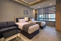 Orchard Grand Court Hotels in River Valley