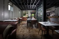 Hotel Weyanoke