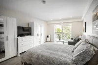 Gibsons Landing Inn Hotels in Gibsons