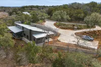 Waterfront Getaway on Lake Buchanan w/ Fire Pit! - parking