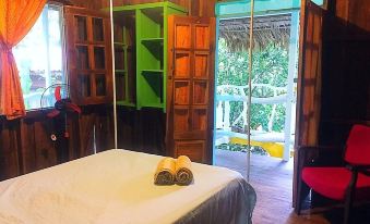 Madre Selva Jungle Hostel