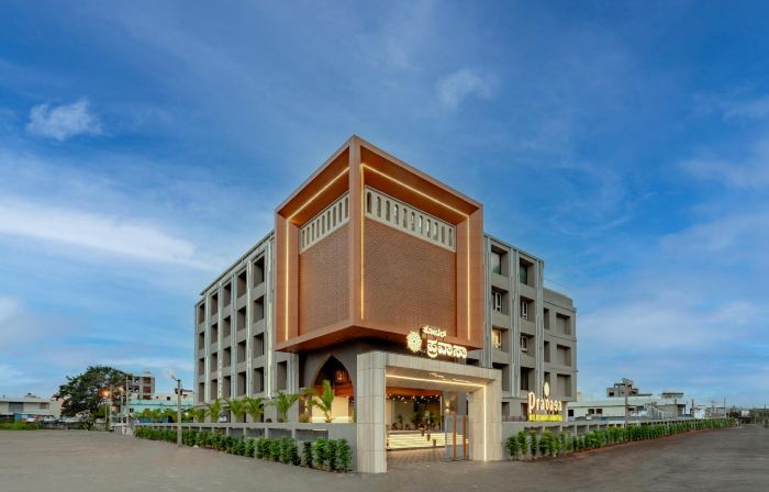 Pravasa Hotel Vijayapura