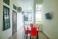 Trubus Guesthouse Syariah Magelang mitra RedDoorz Hotel di Mertoyudan