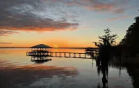Stay Small at Lake Waccamaw