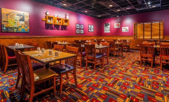 Seven Oaks Hotel Regina, SureStay Collection by Best Western