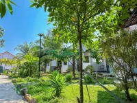 Fla Village Hotels near Tạp hoá Đức Cường