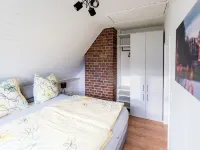 "Augustus" vacation apartment in Radebeul, for 4 guests, 75m², with terrace and fireplace Hotels in Radebeul
