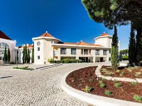 As Cascatas Golf Resort & Spa Hotel a 