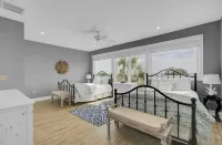 109 Grand Pavilion by AvantStay Beachfront Views