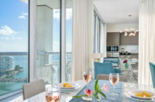 マイアミ バケーション レンタルズ - ブリッケル