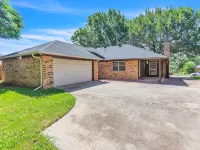 Edgewater Retreat Rowlett/Rockwall. 4-Bedrm 2Bathrm 2 Garage Hotels in Rowlett