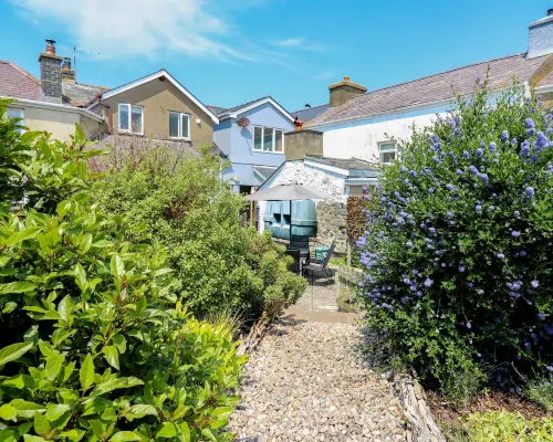 Bari Hotels in Aberaeron