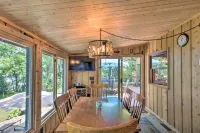 Year-Round Waterfront Getaway Lake Access and Dock!