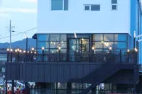 Pohang the Ocean Pension Các khách sạn gần Homigot Sunrise Square