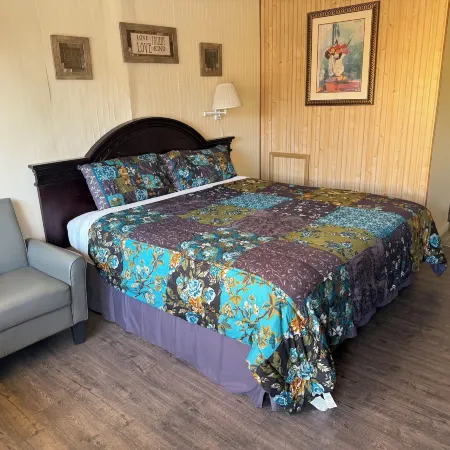 Downtowner Inn