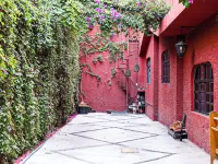 La Casita de Coyoacán Hotels near Taxquena