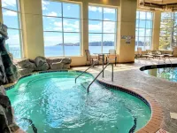 Sunrise Suite on Lake Superior- Pool & Hot Tub